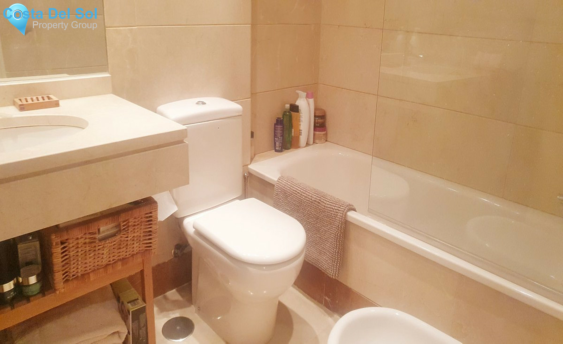 Middle Floor Apartment in Mijas Costa-1407260
