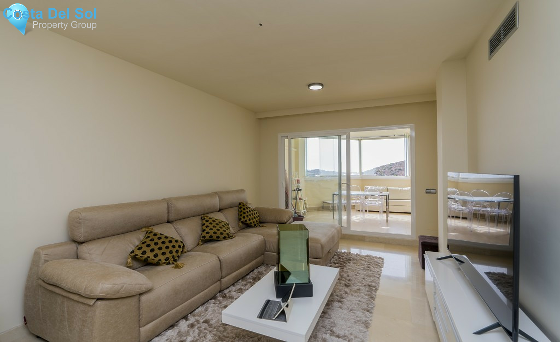 Middle Floor Apartment in Mijas Costa-1408732