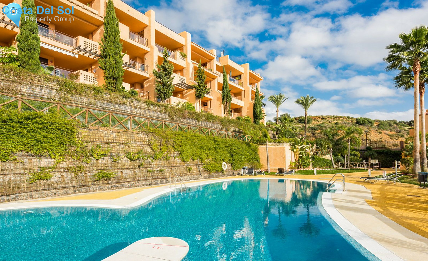 Middle Floor Apartment in Mijas Costa-1455250
