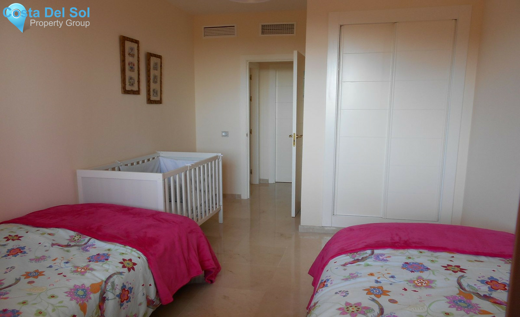 Middle Floor Apartment in Mijas Costa-1455260