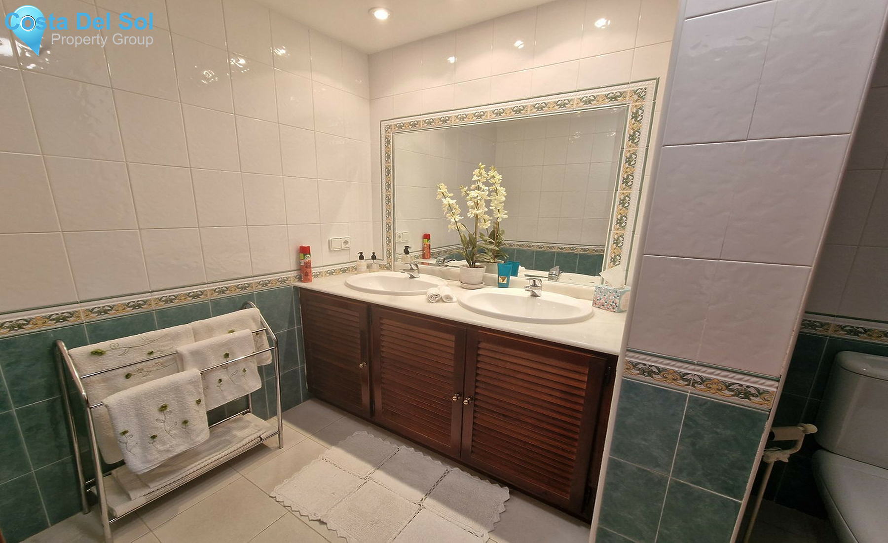 Middle Floor Apartment in Mijas Costa-1477035