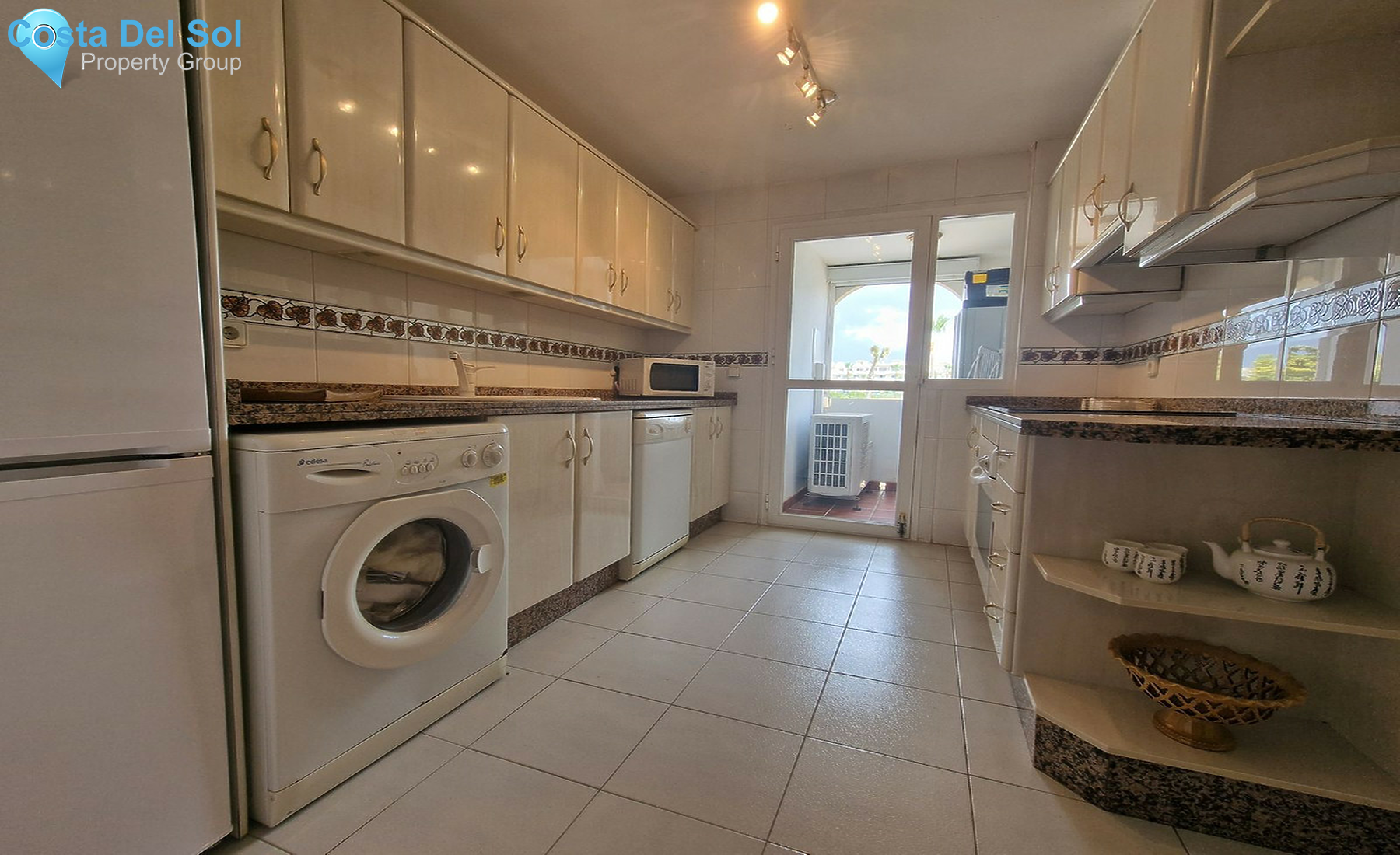 Middle Floor Apartment in Mijas Costa-1477040