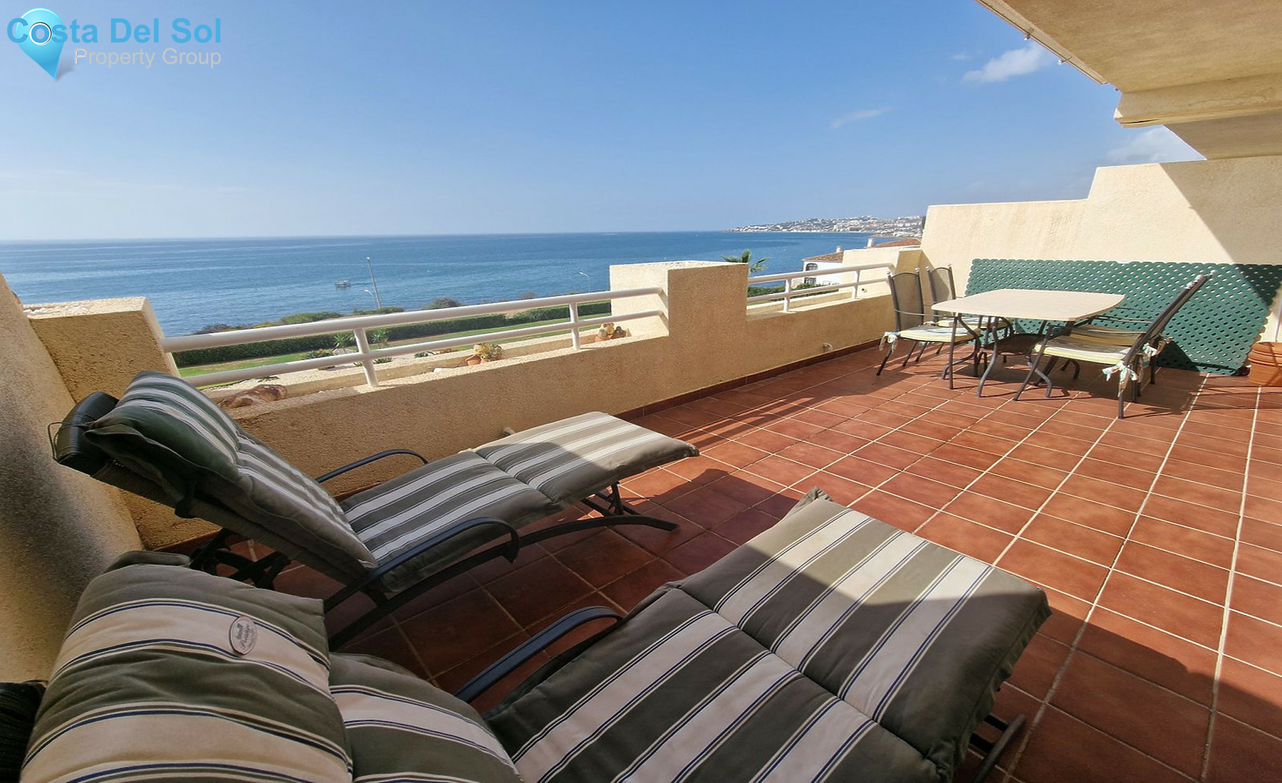 Middle Floor Apartment in Mijas Costa-1477027