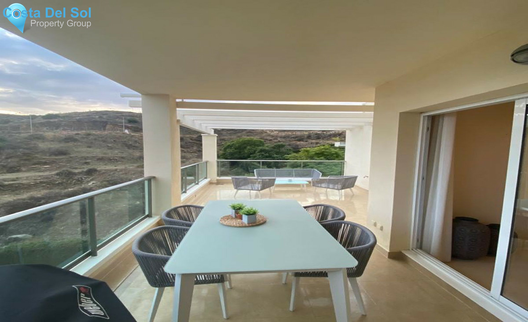 Middle Floor Apartment in Mijas Costa-1540171