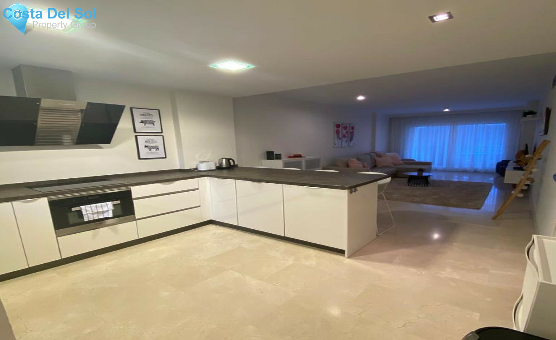 Middle Floor Apartment in Mijas Costa-1540156