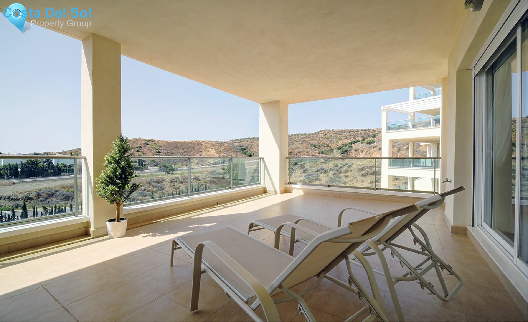 Middle Floor Apartment in Mijas Costa-1213918