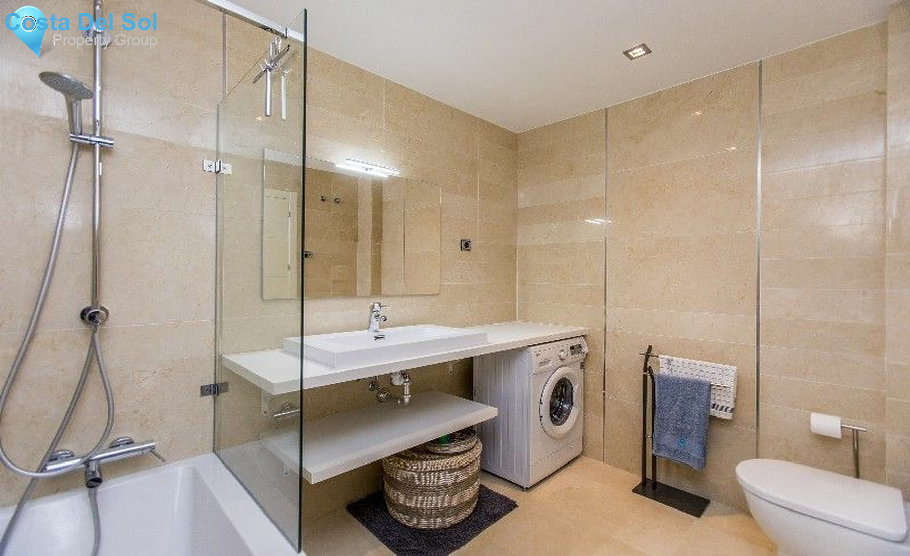 Middle Floor Apartment in Mijas Costa-1450650