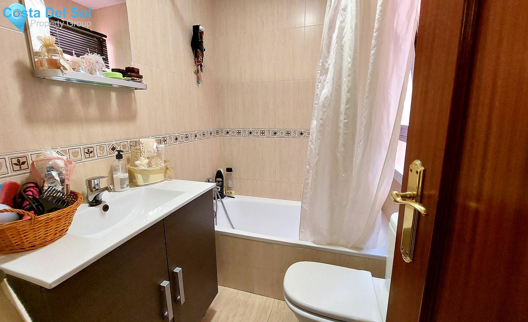 Middle Floor Apartment in Mijas Costa-1468042