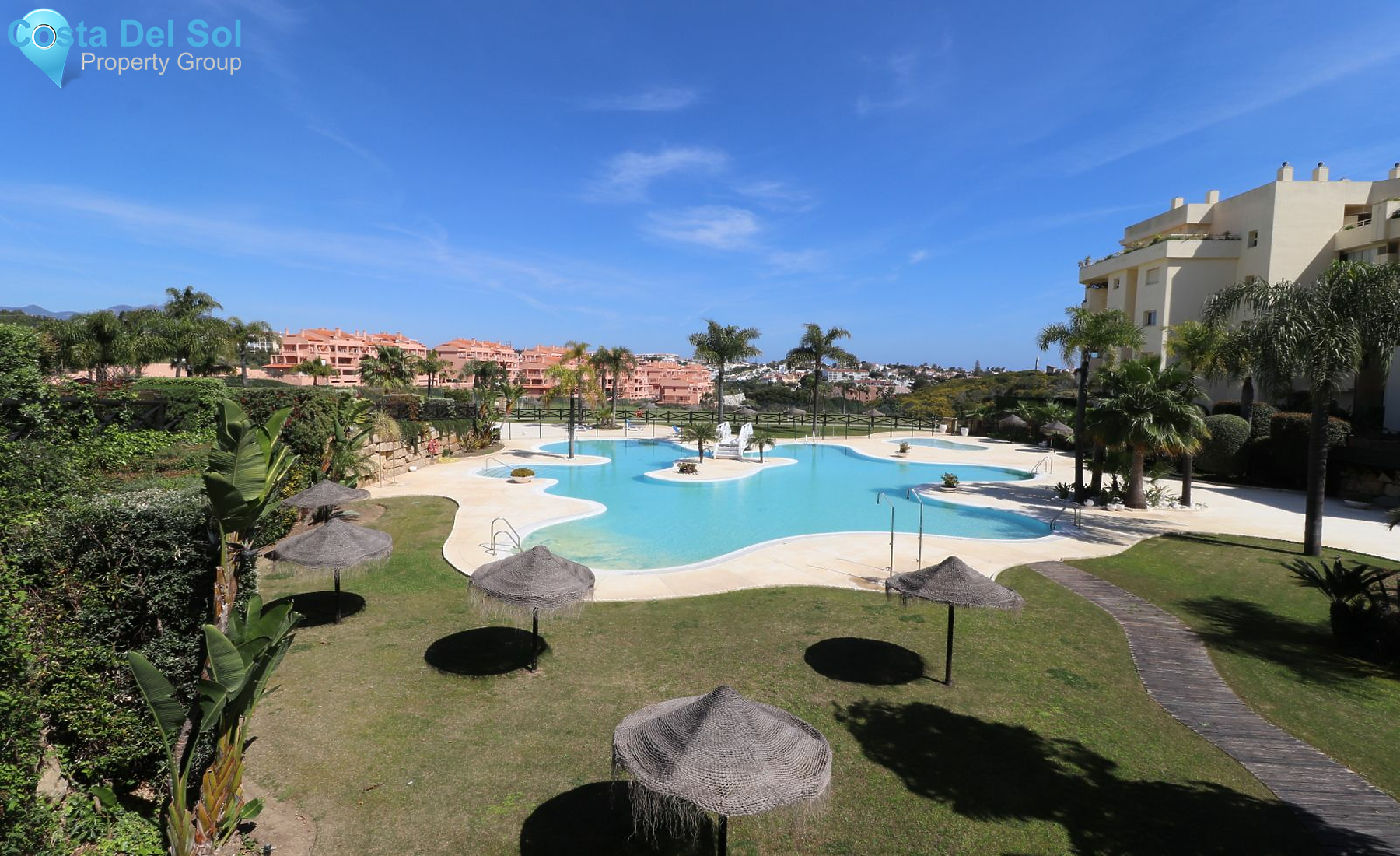 Middle Floor Apartment in Mijas