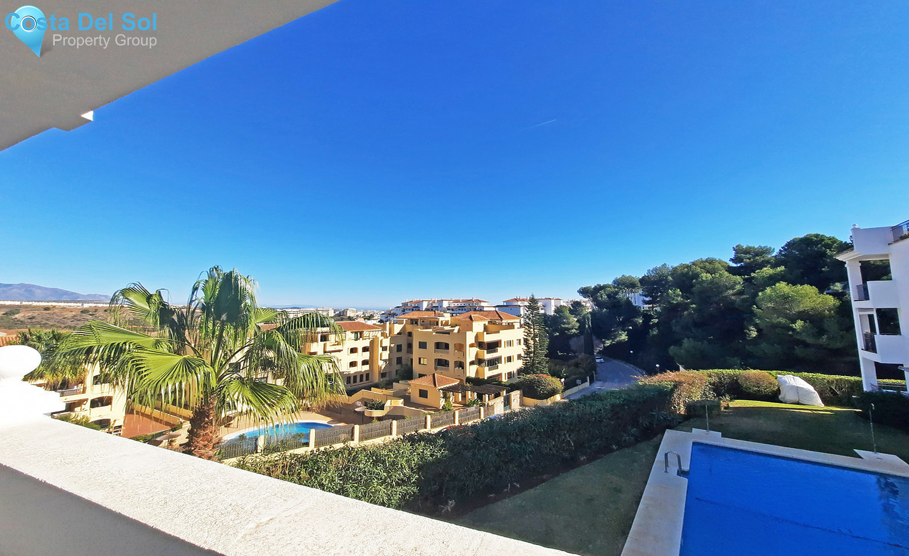 Middle Floor Apartment in Miraflores-1237357