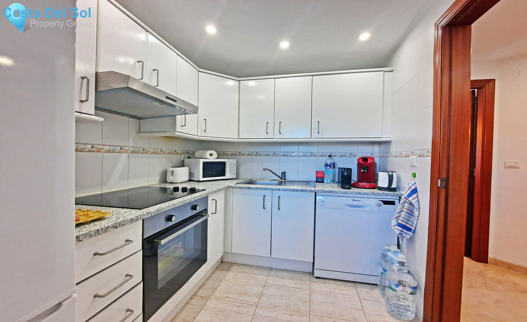 Middle Floor Apartment in Miraflores-1237361