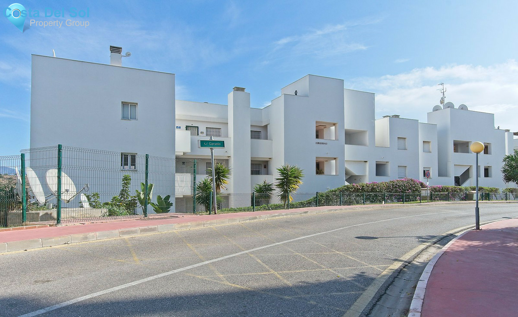 Middle Floor Apartment in Miraflores-1276089