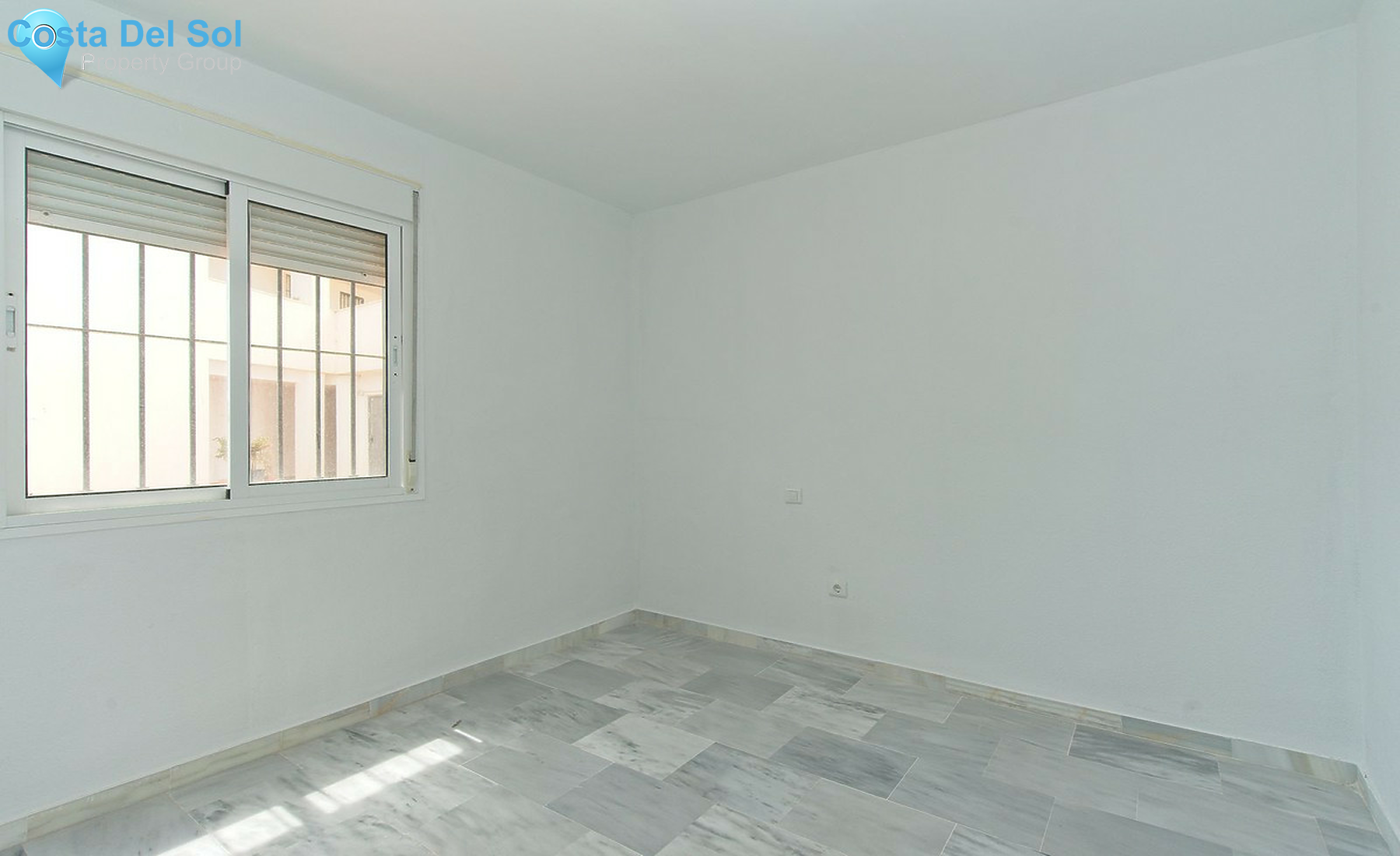 Middle Floor Apartment in Miraflores-1276079