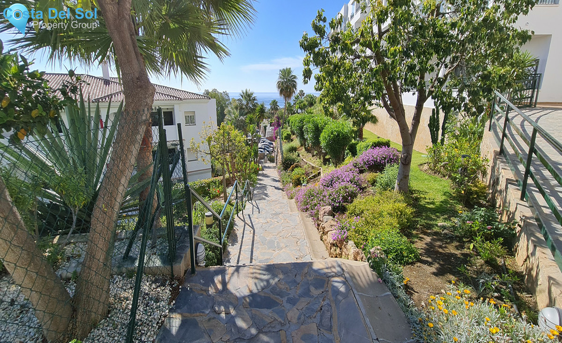 Middle Floor Apartment in Miraflores-1349056