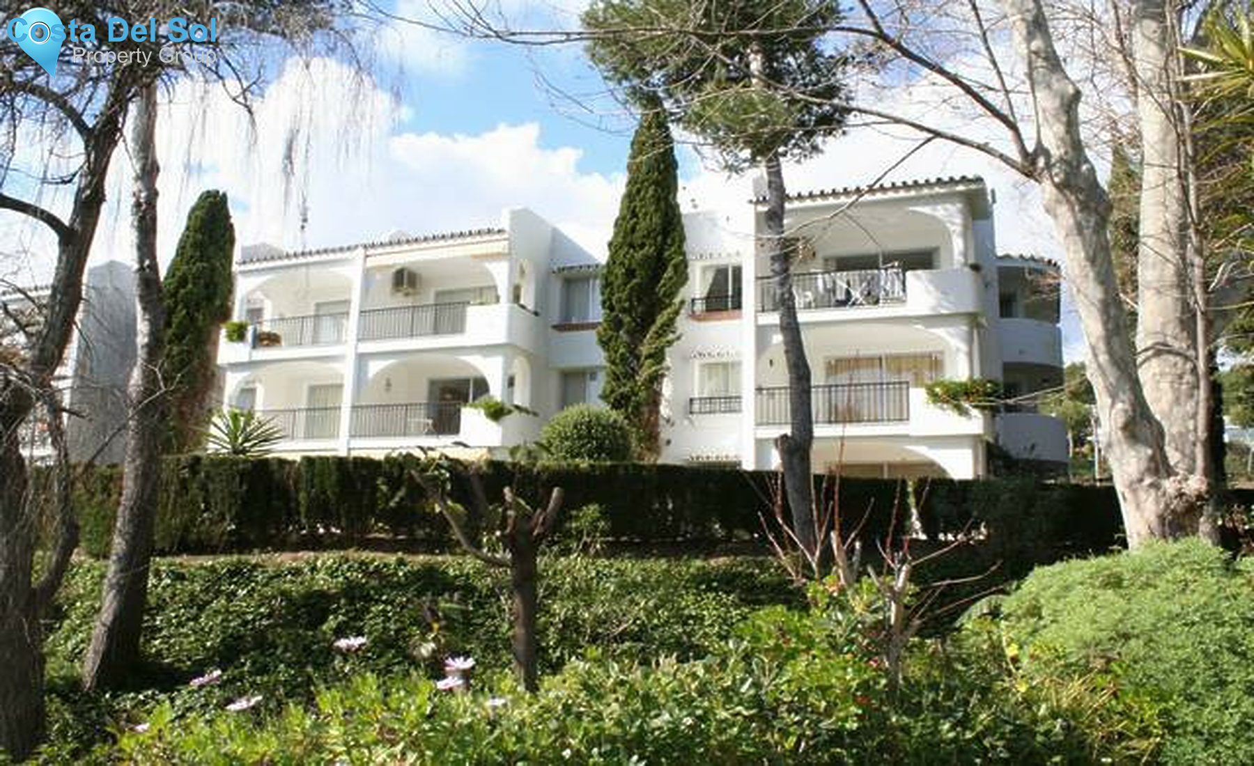 Middle Floor Apartment in Miraflores-1354453