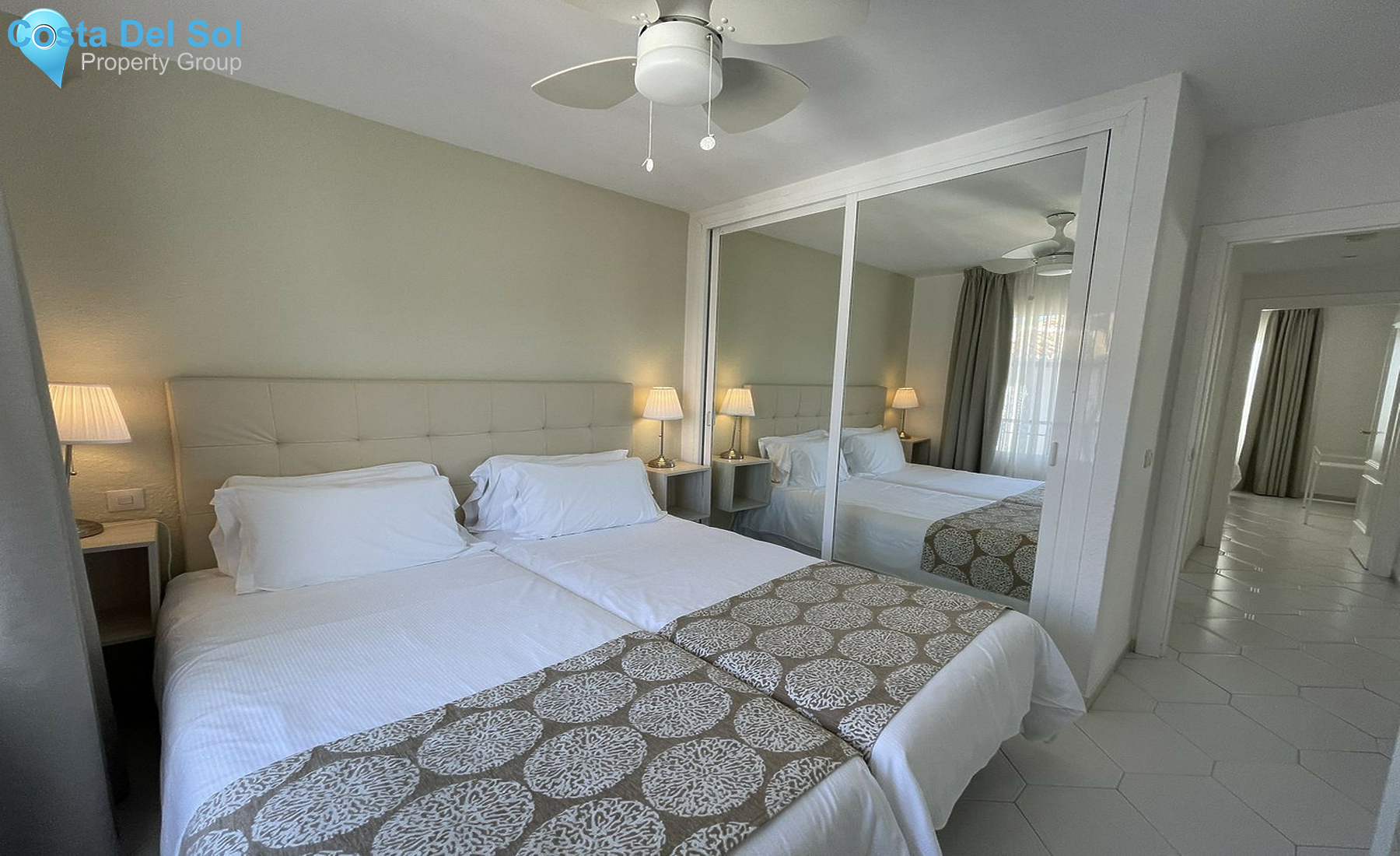 Middle Floor Apartment in Miraflores-1415182