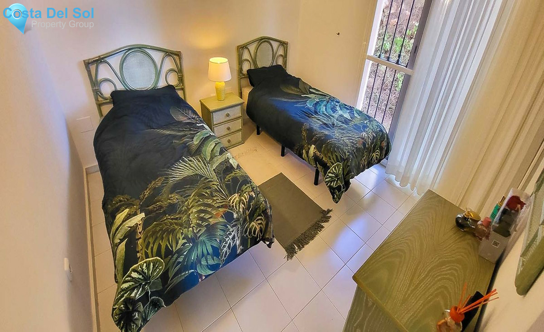 Middle Floor Apartment in Miraflores-1457591