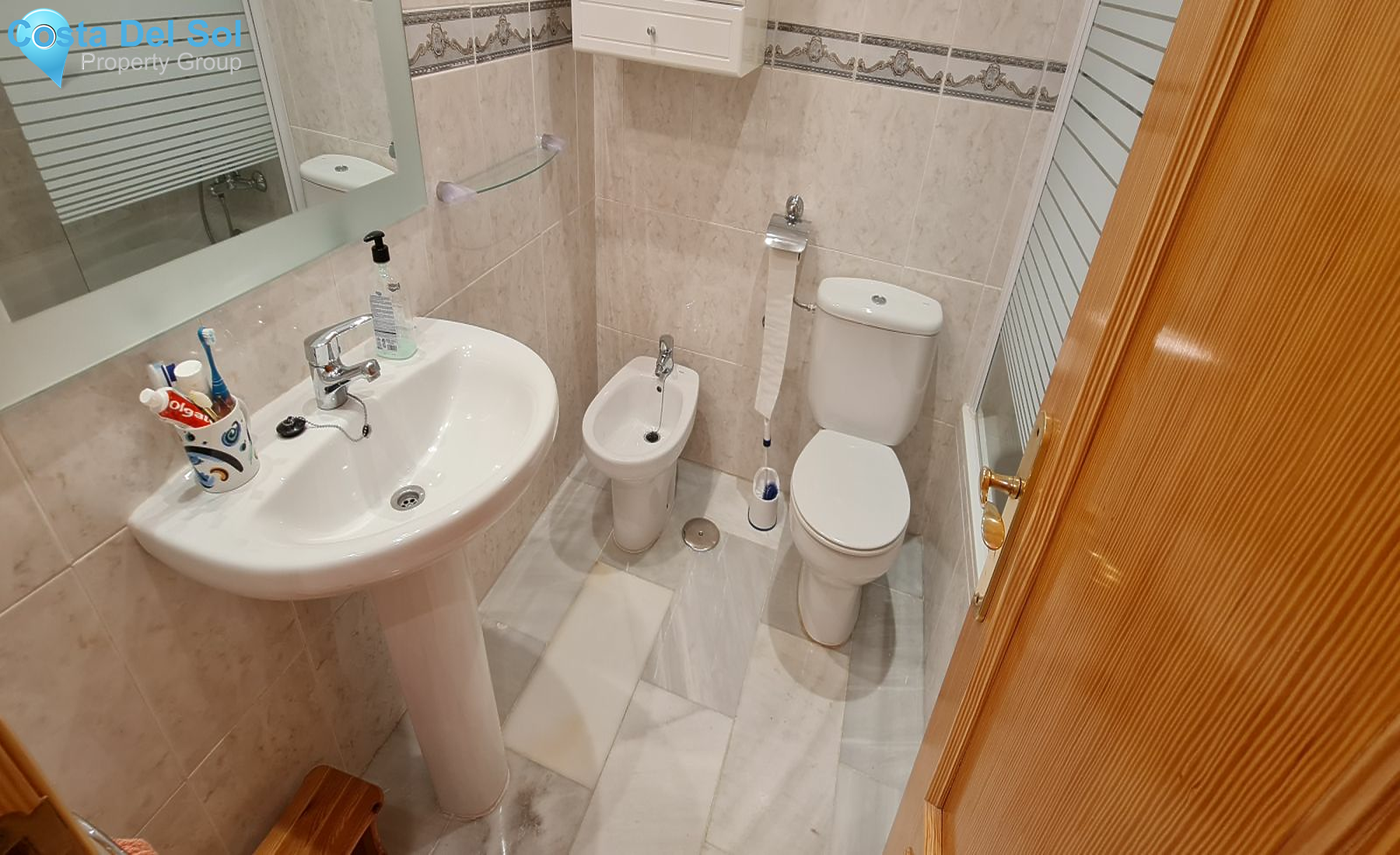 Middle Floor Apartment in Miraflores-1161269