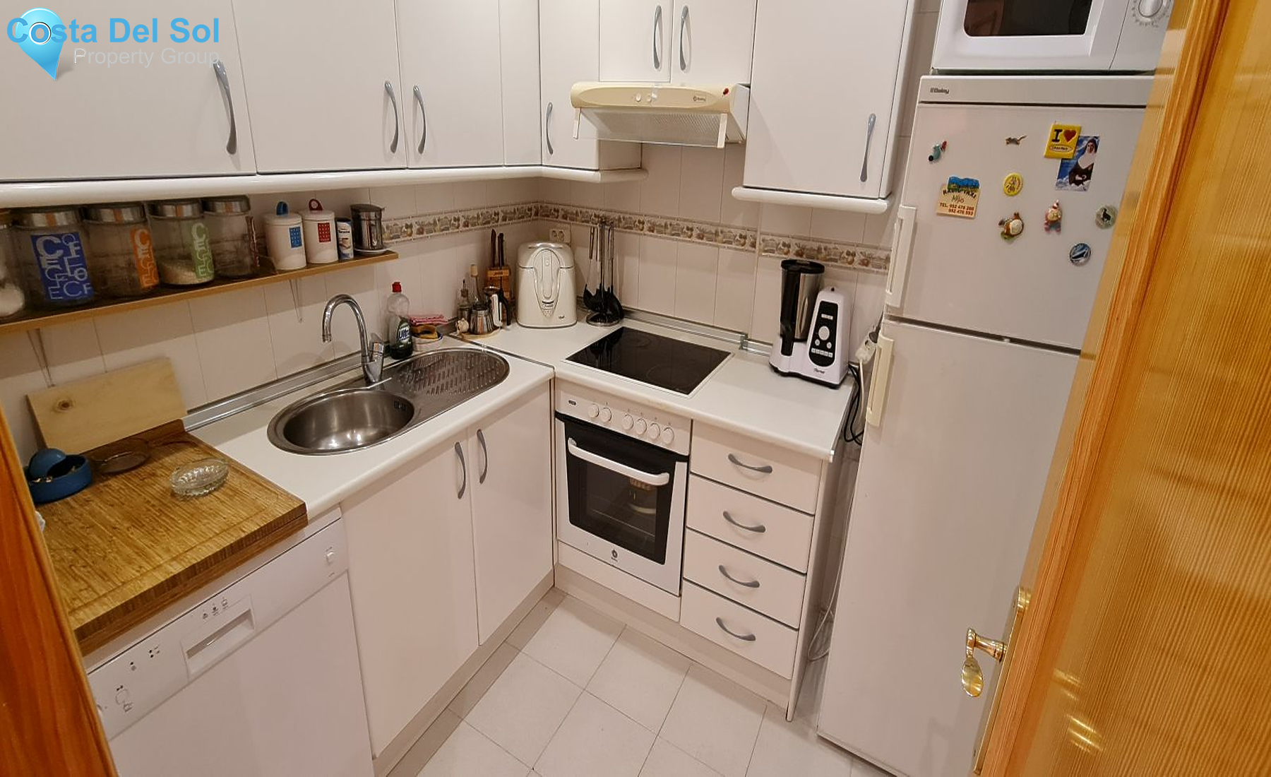 Middle Floor Apartment in Miraflores-1161272