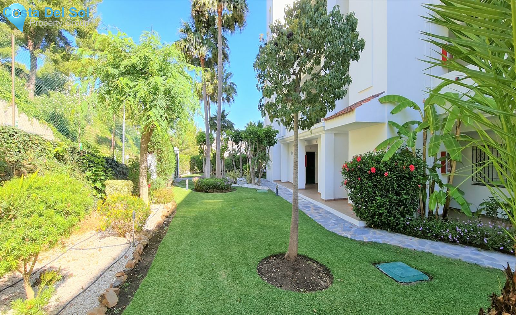 Middle Floor Apartment in Miraflores-1161277