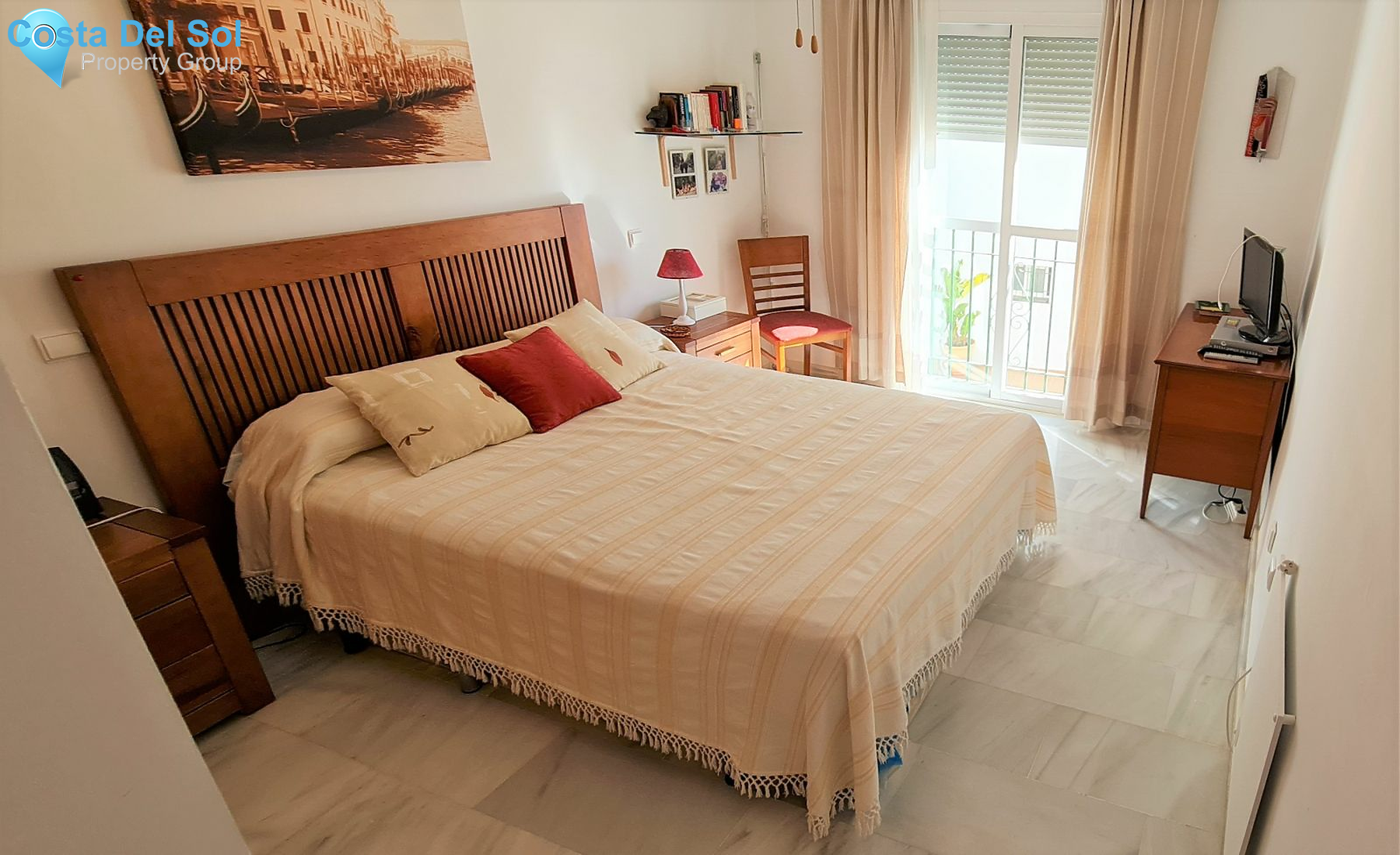 Middle Floor Apartment in Miraflores-1161264