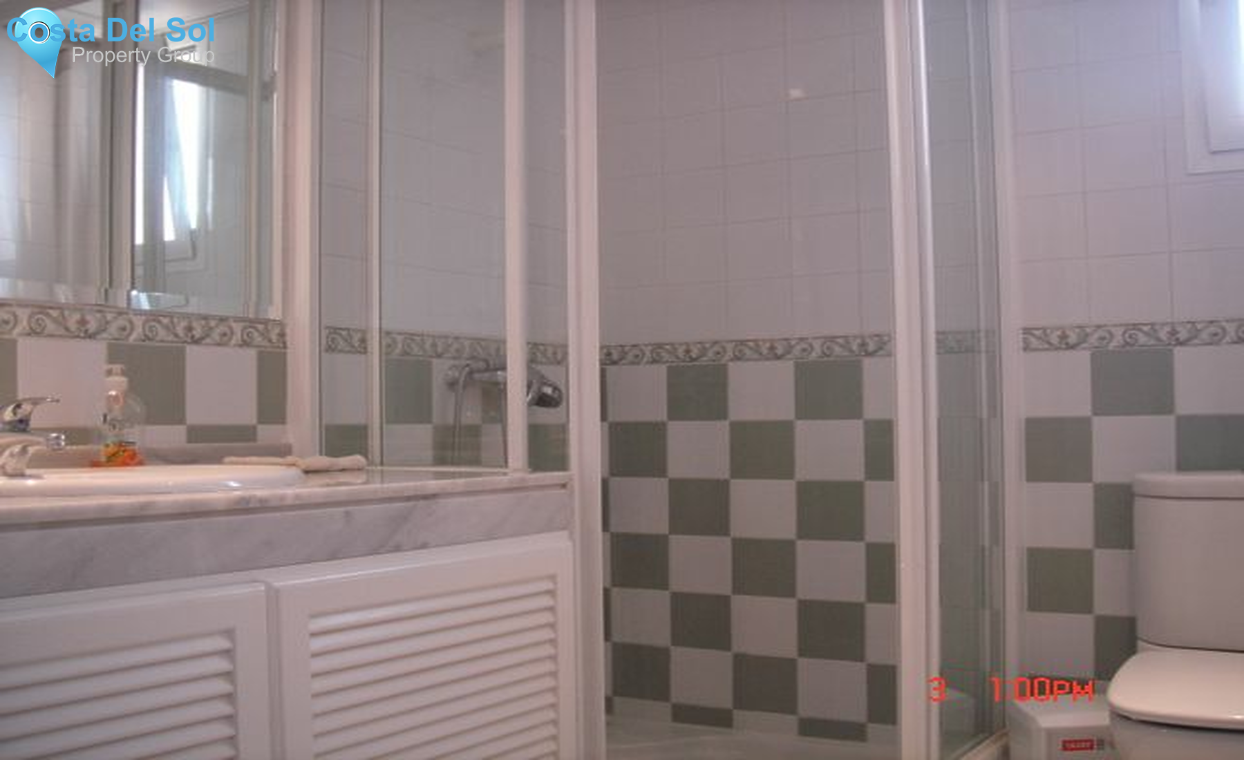 Middle Floor Apartment in Miraflores-1196903