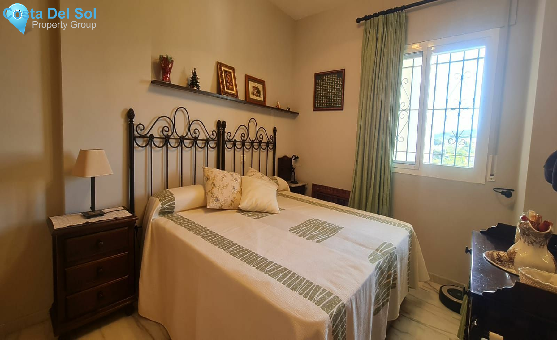 Middle Floor Apartment in Miraflores-1197580