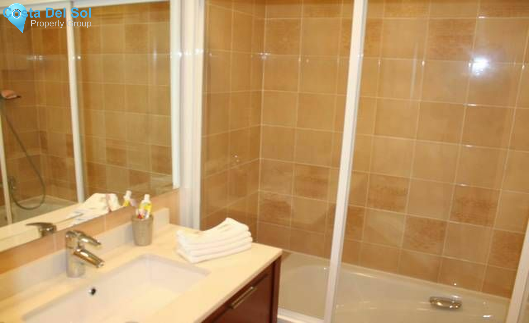 Middle Floor Apartment in Miraflores-1201849