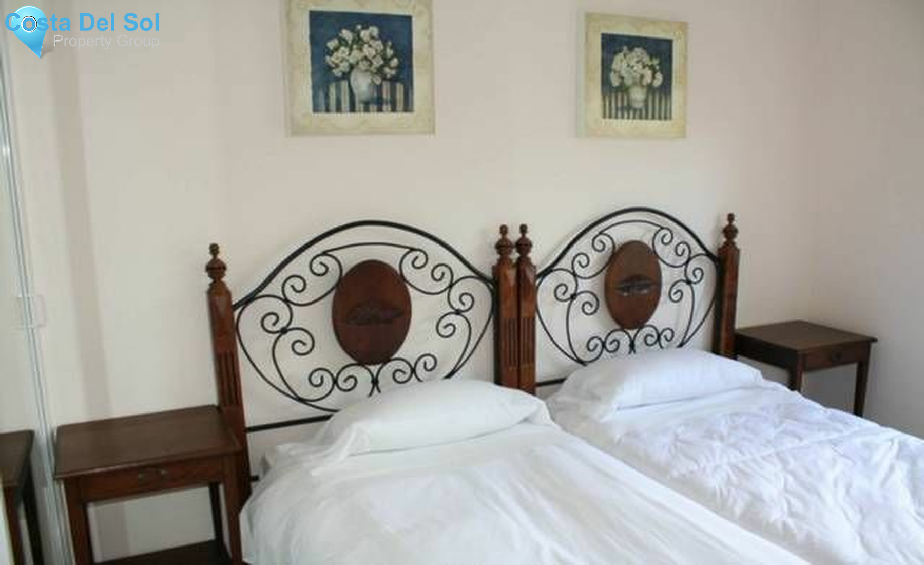 Middle Floor Apartment in Miraflores-1201850