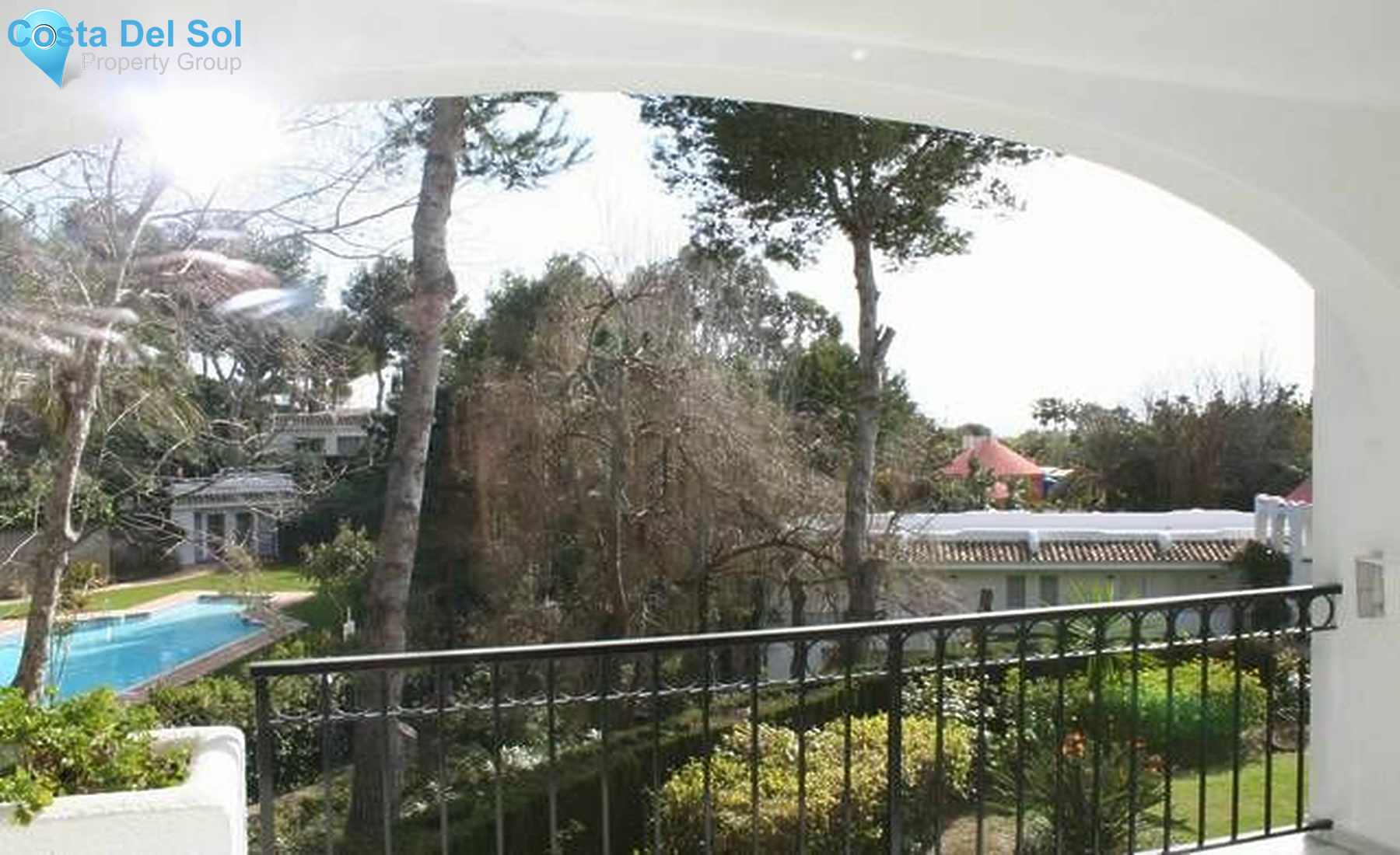 Middle Floor Apartment in Miraflores-1201851