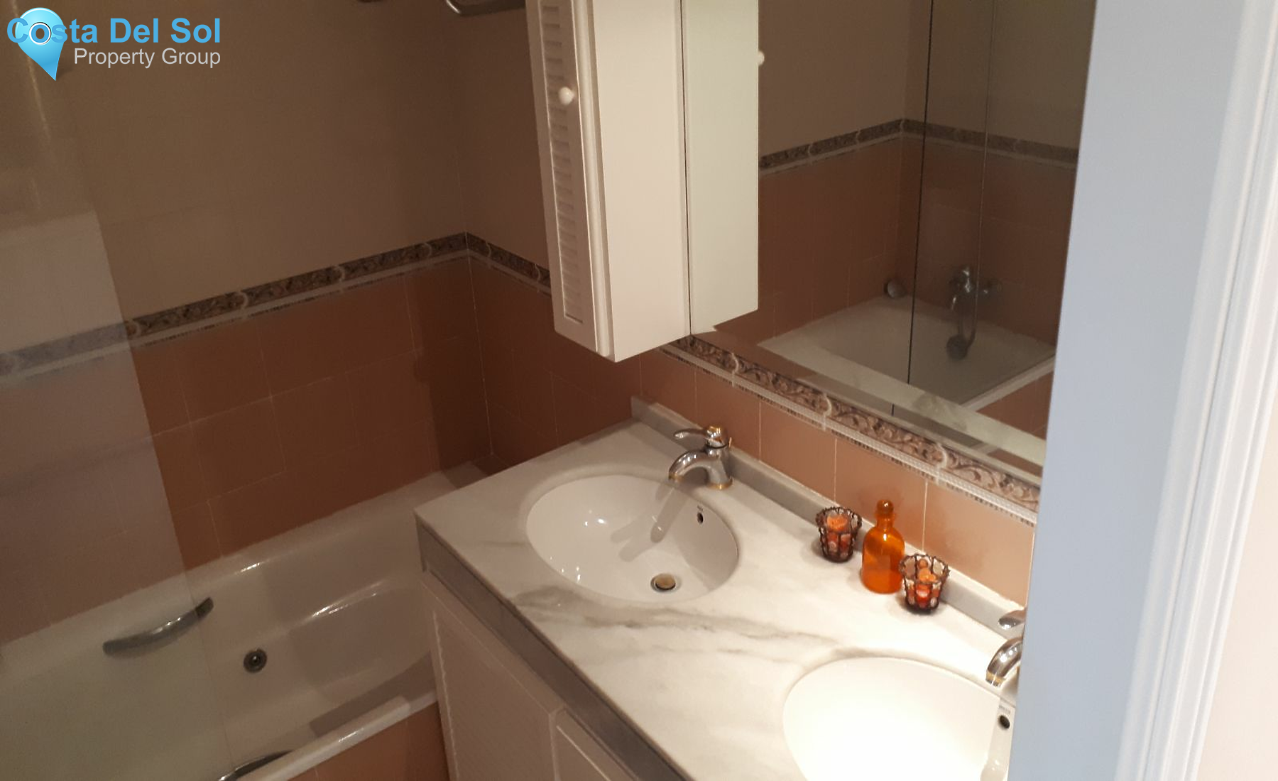 Middle Floor Apartment in Miraflores-1397681