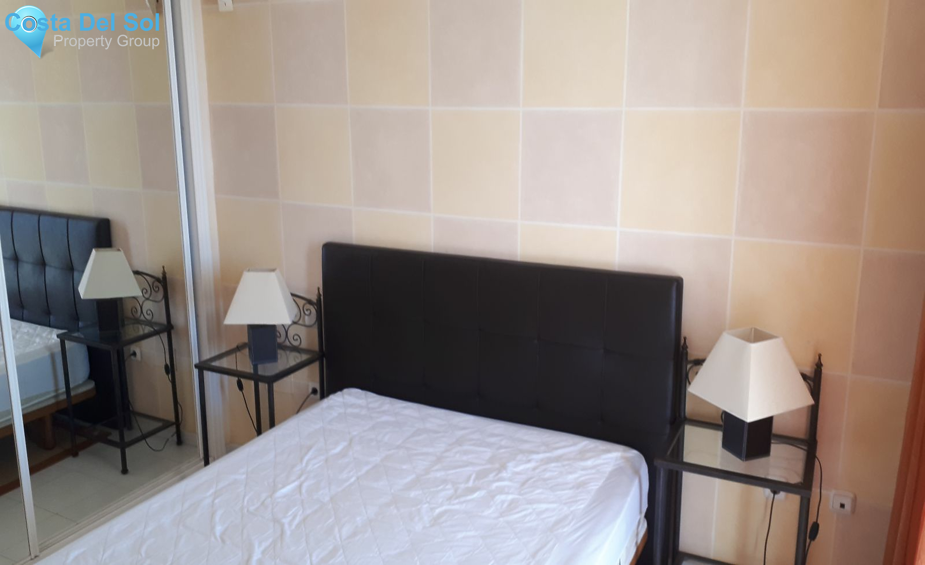 Middle Floor Apartment in Miraflores-1397669