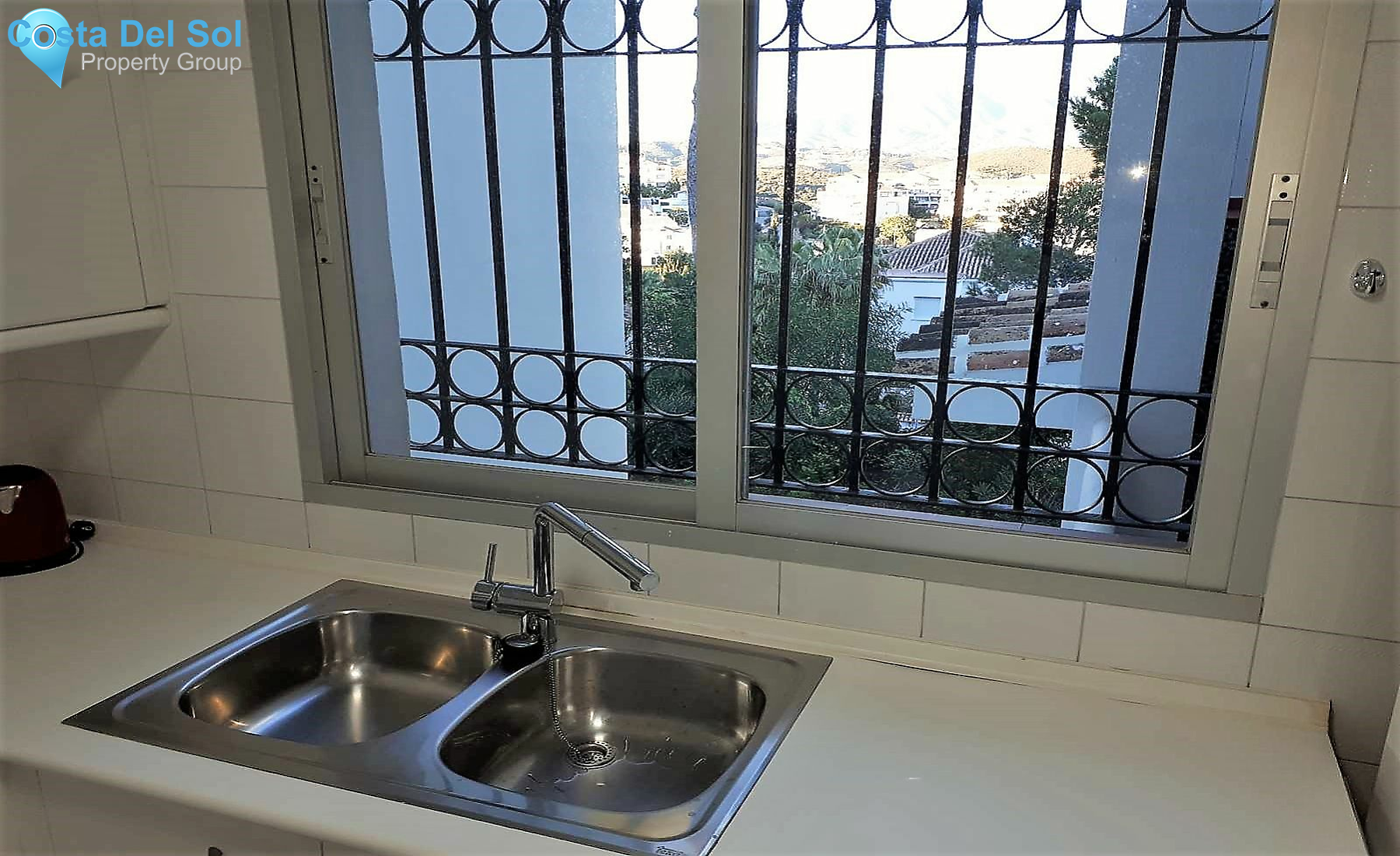 Middle Floor Apartment in Miraflores-1422070