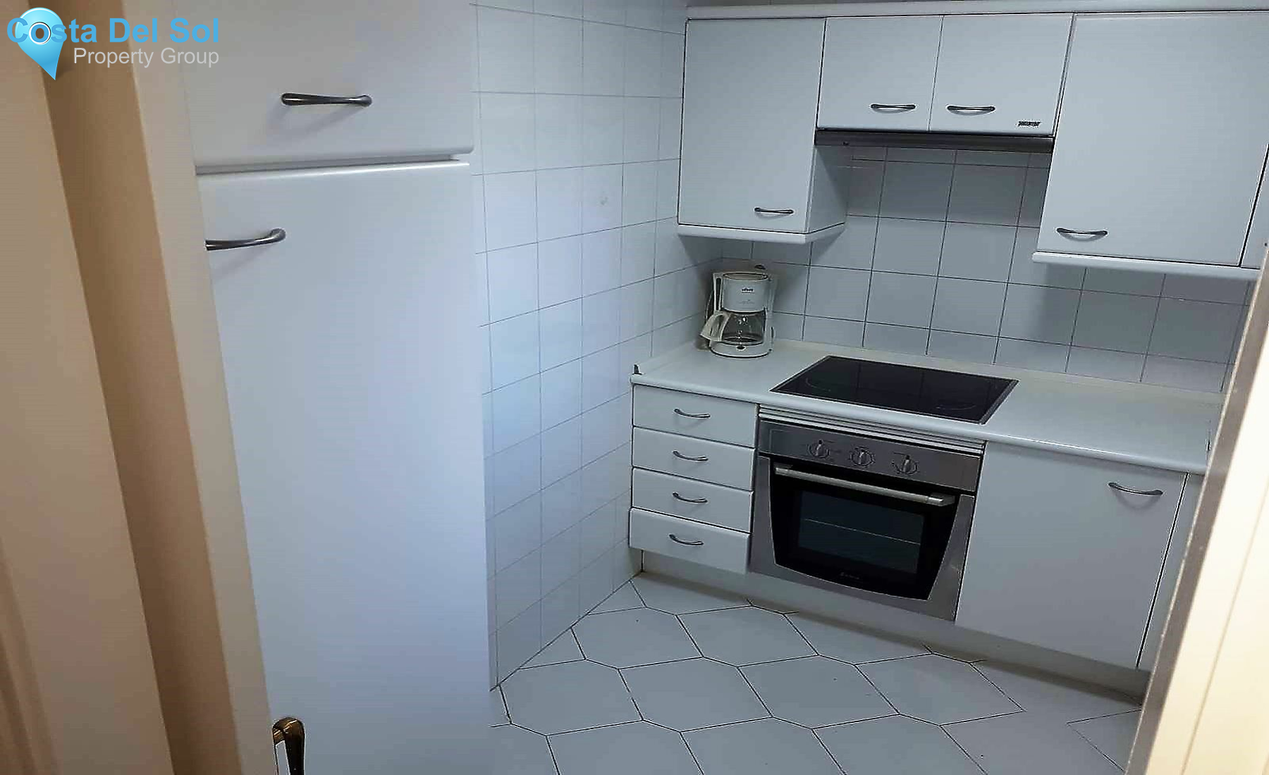 Middle Floor Apartment in Miraflores-1422059