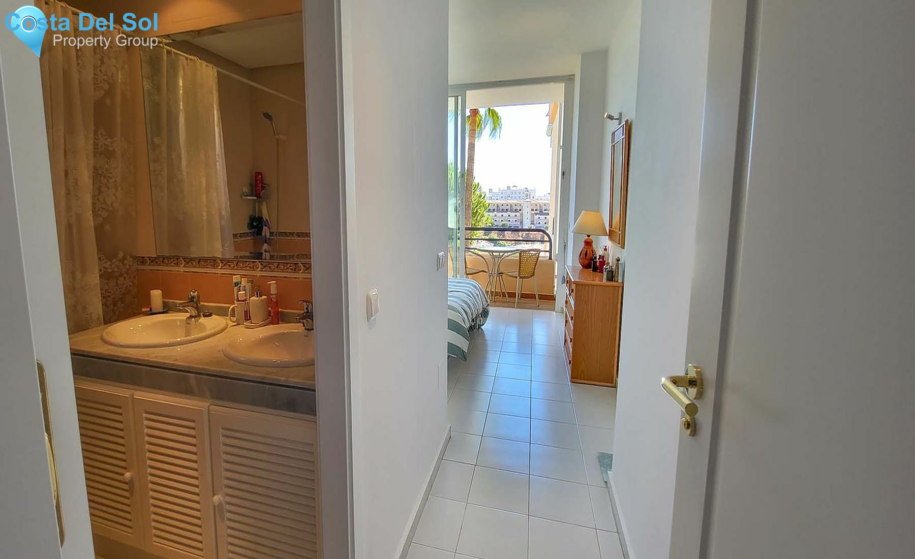 Middle Floor Apartment in Miraflores-1465606