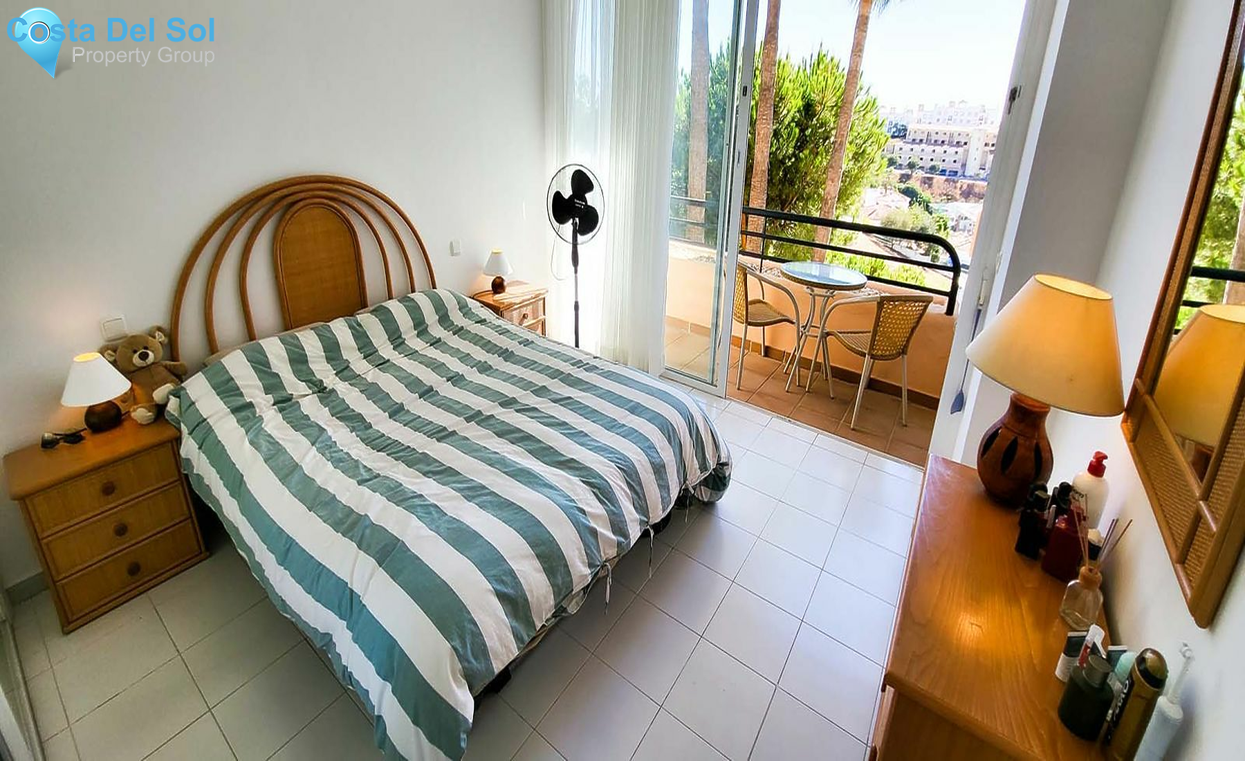 Middle Floor Apartment in Miraflores-1465607