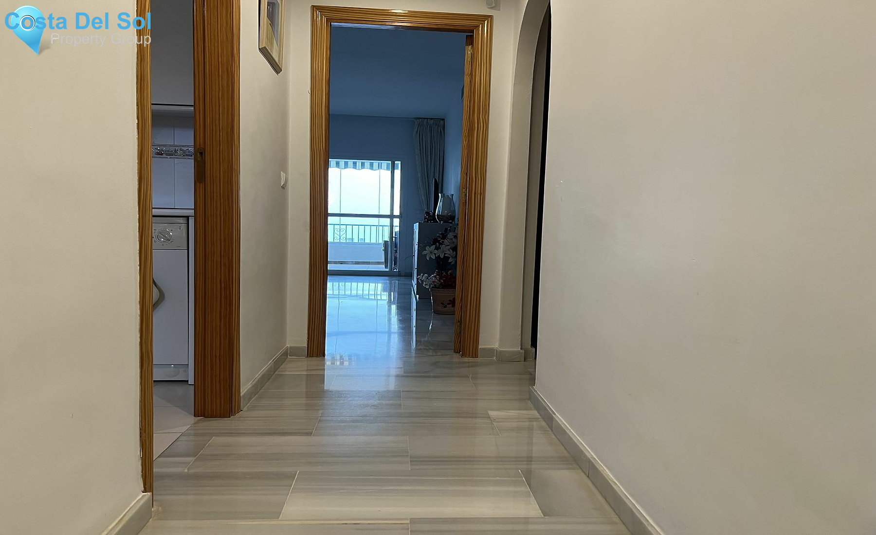 Middle Floor Apartment in Miraflores-1467175