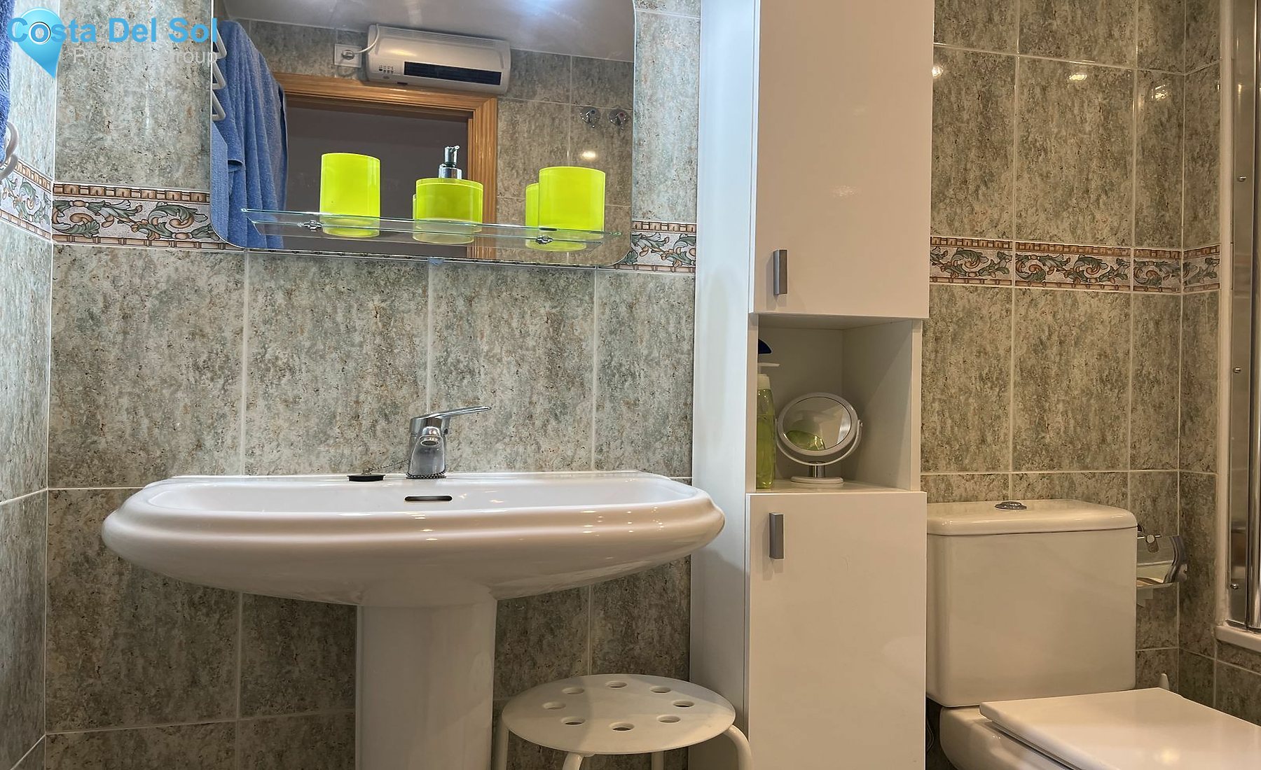 Middle Floor Apartment in Miraflores-1467181