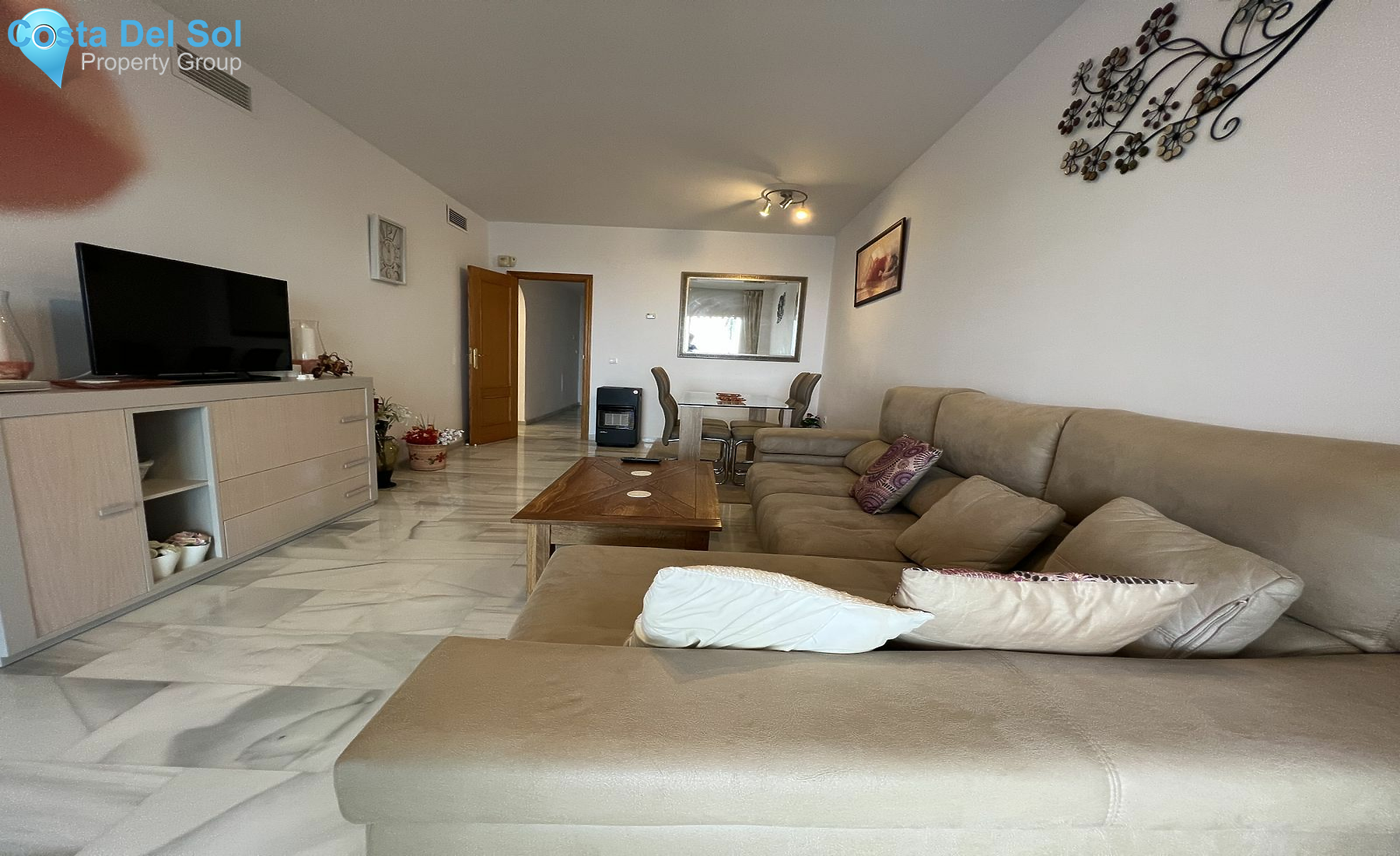 Middle Floor Apartment in Miraflores-1467167