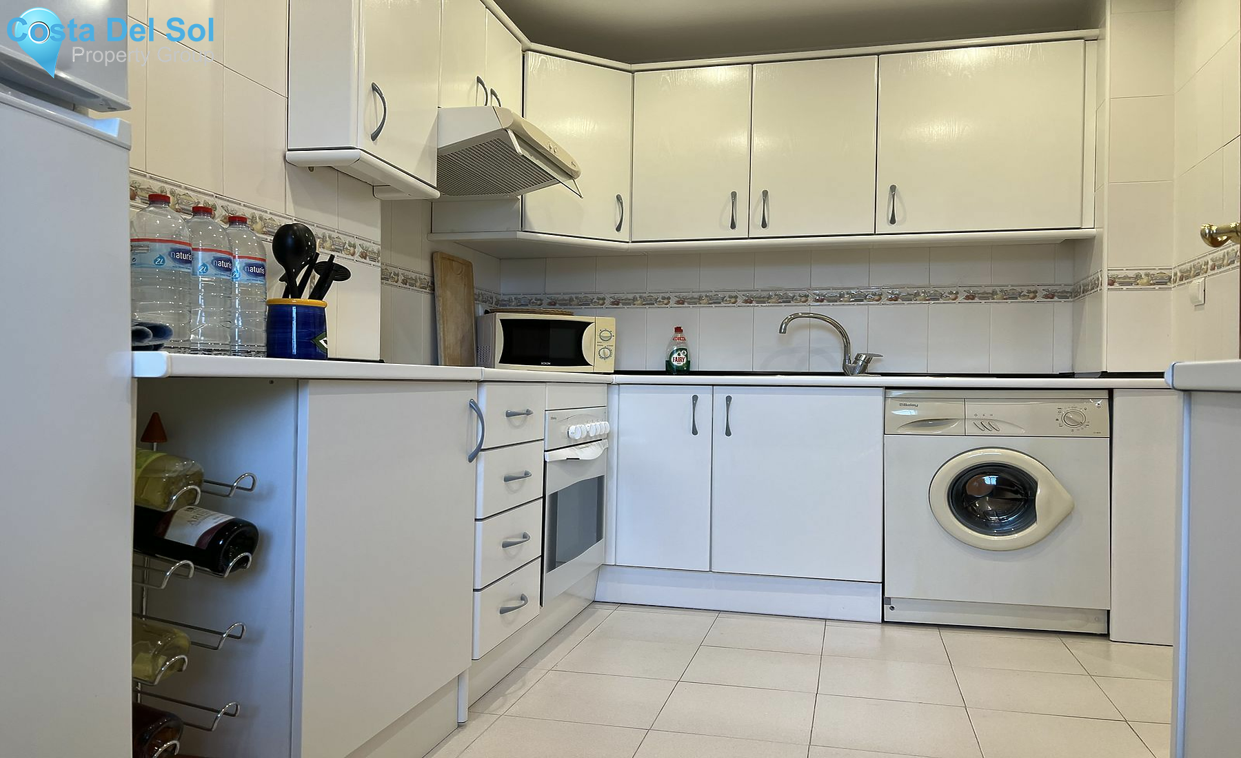 Middle Floor Apartment in Miraflores-1467173