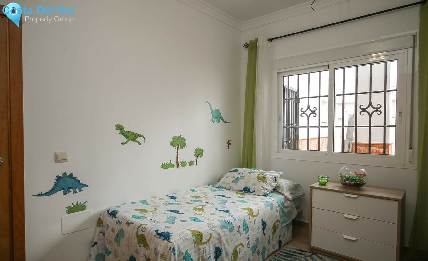 Middle Floor Apartment in Monda-1359829