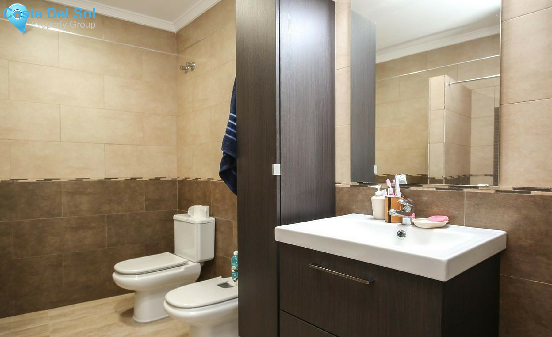 Middle Floor Apartment in Monda-1359830