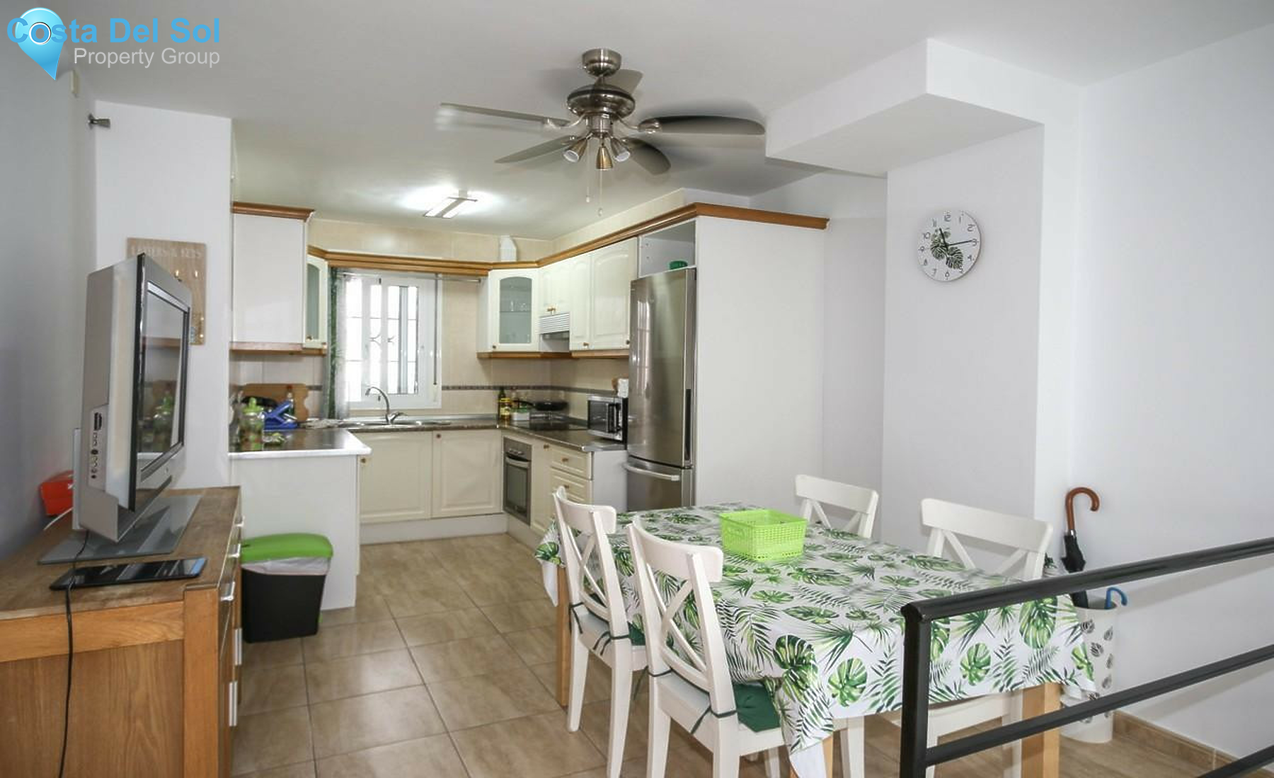 Middle Floor Apartment in Monda-1359825