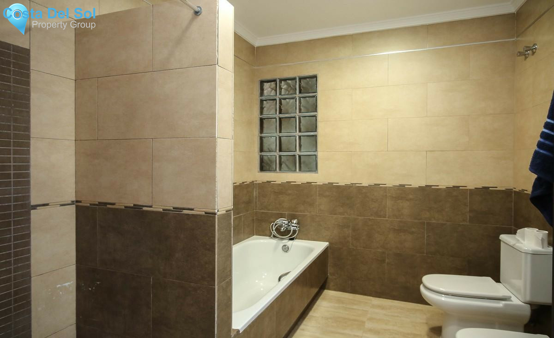 Middle Floor Apartment in Monda-1359826