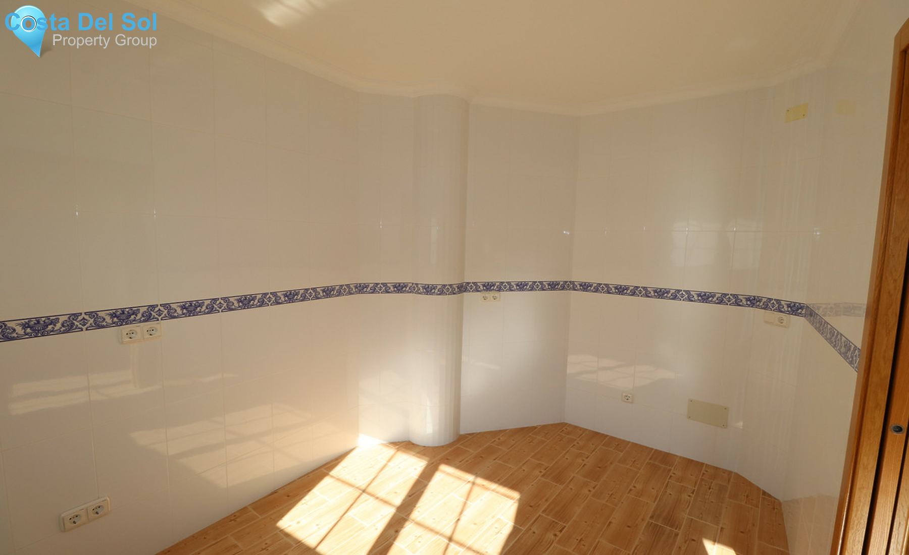 Middle Floor Apartment in Monda-1360150