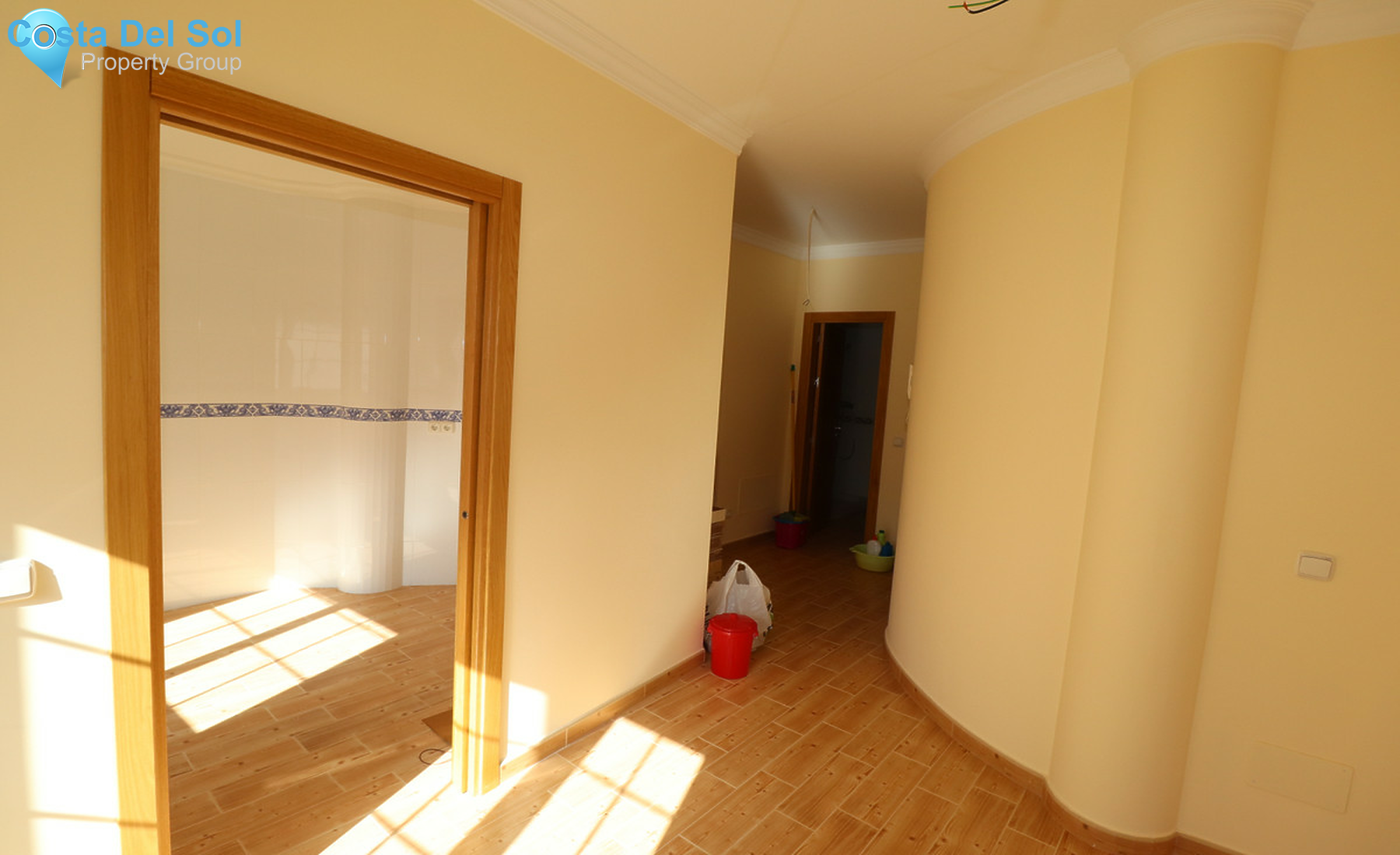 Middle Floor Apartment in Monda-1360137