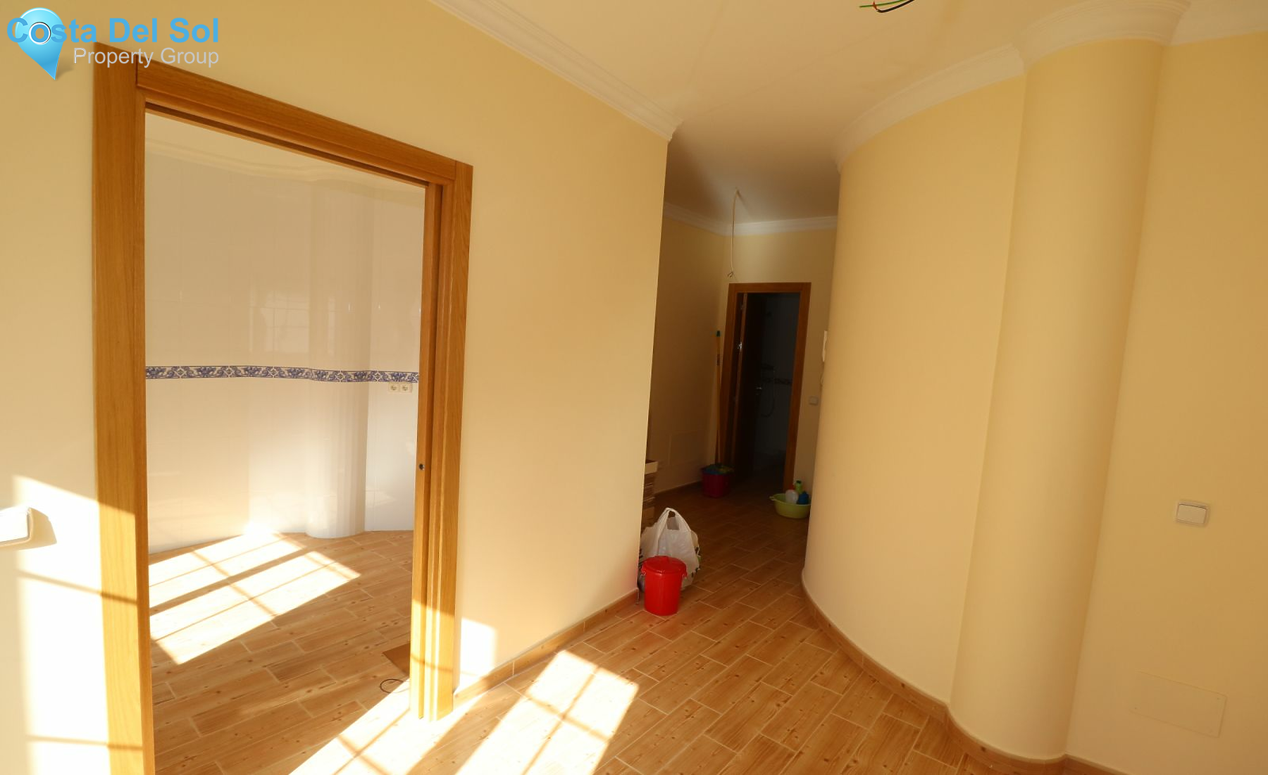 Middle Floor Apartment in Monda-1209071