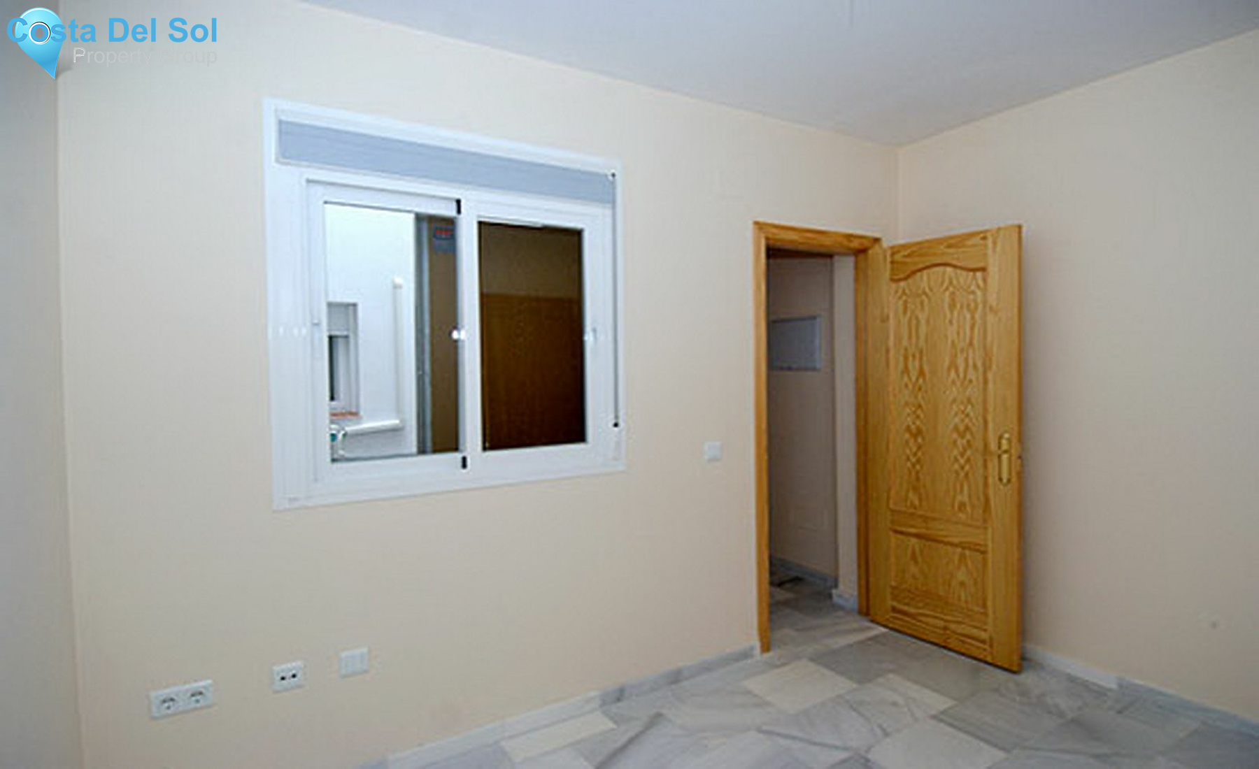 Middle Floor Apartment in Monda-1223741