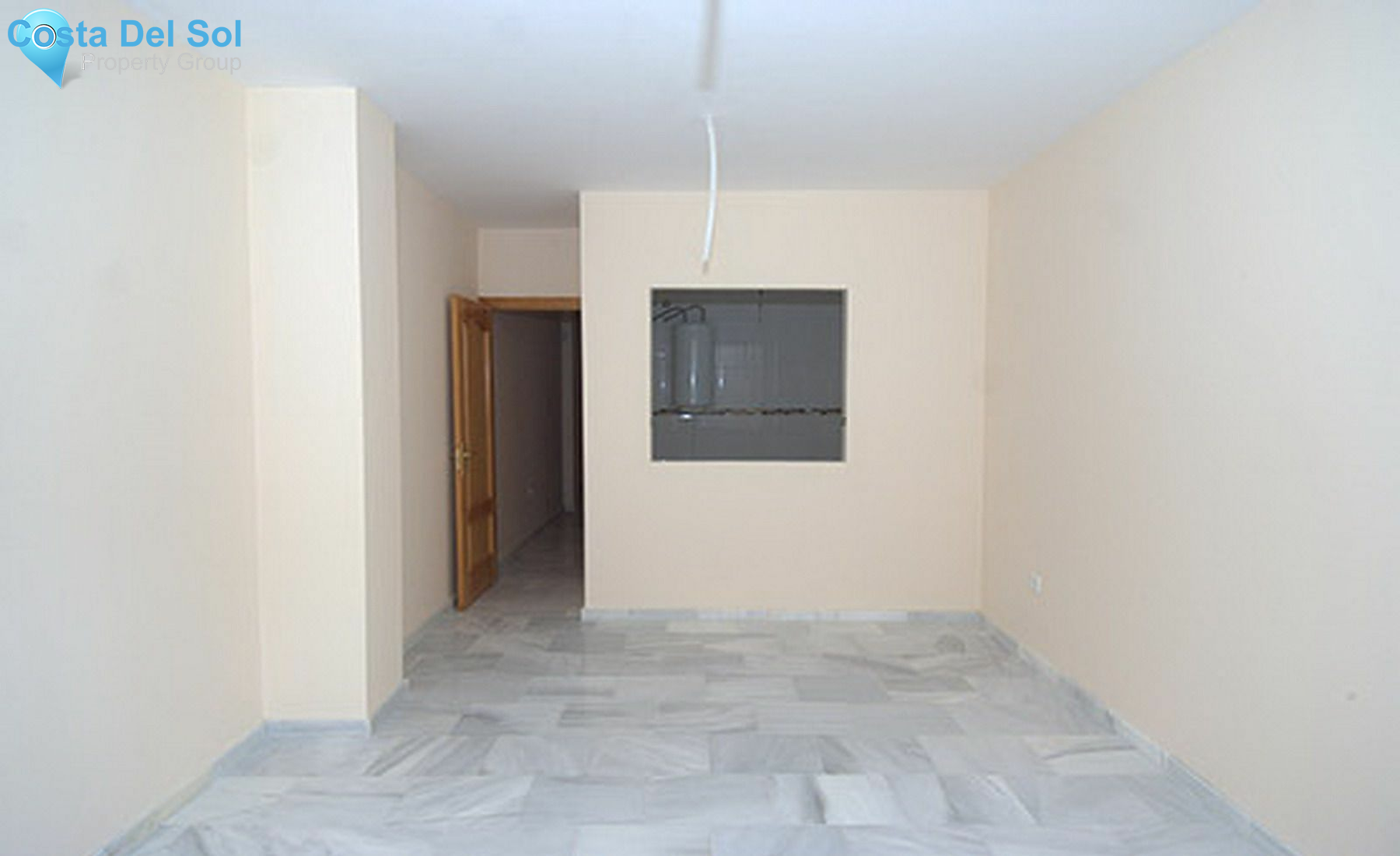 Middle Floor Apartment in Monda-1484602
