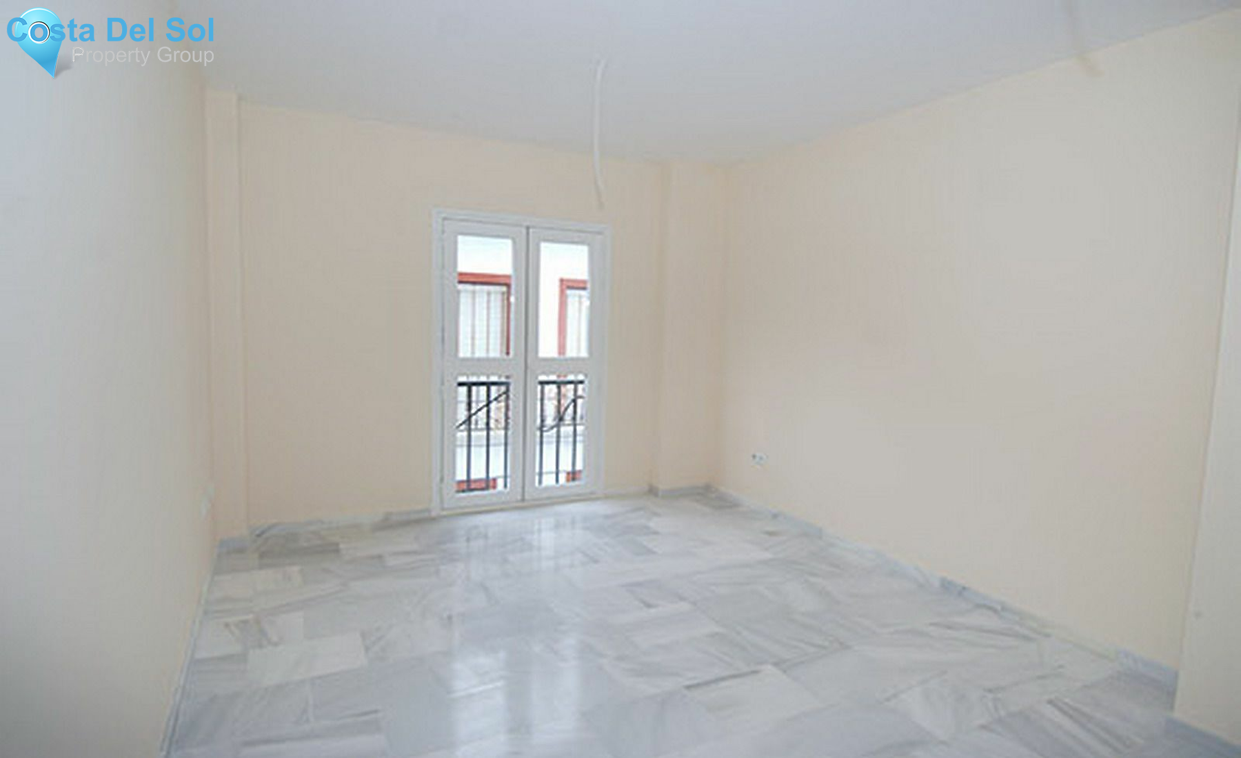 Middle Floor Apartment in Monda-1484603